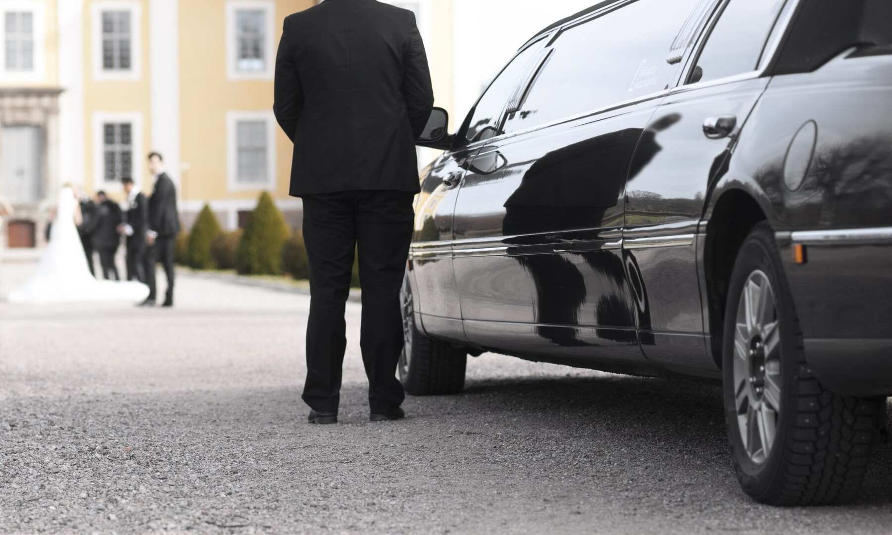 Krownkey Limo Service North Caroline - Serving Raleigh, Charlotte, and Greensboro NC