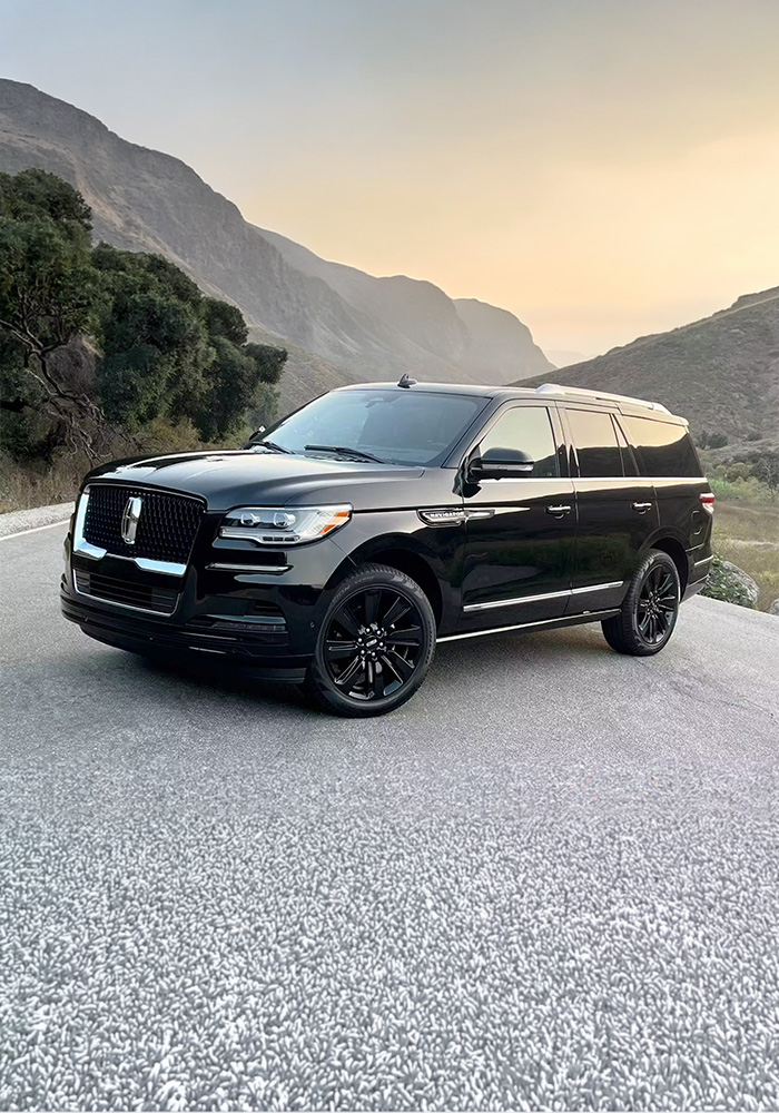 Premium black car service and executive airport transfers in North Carolina