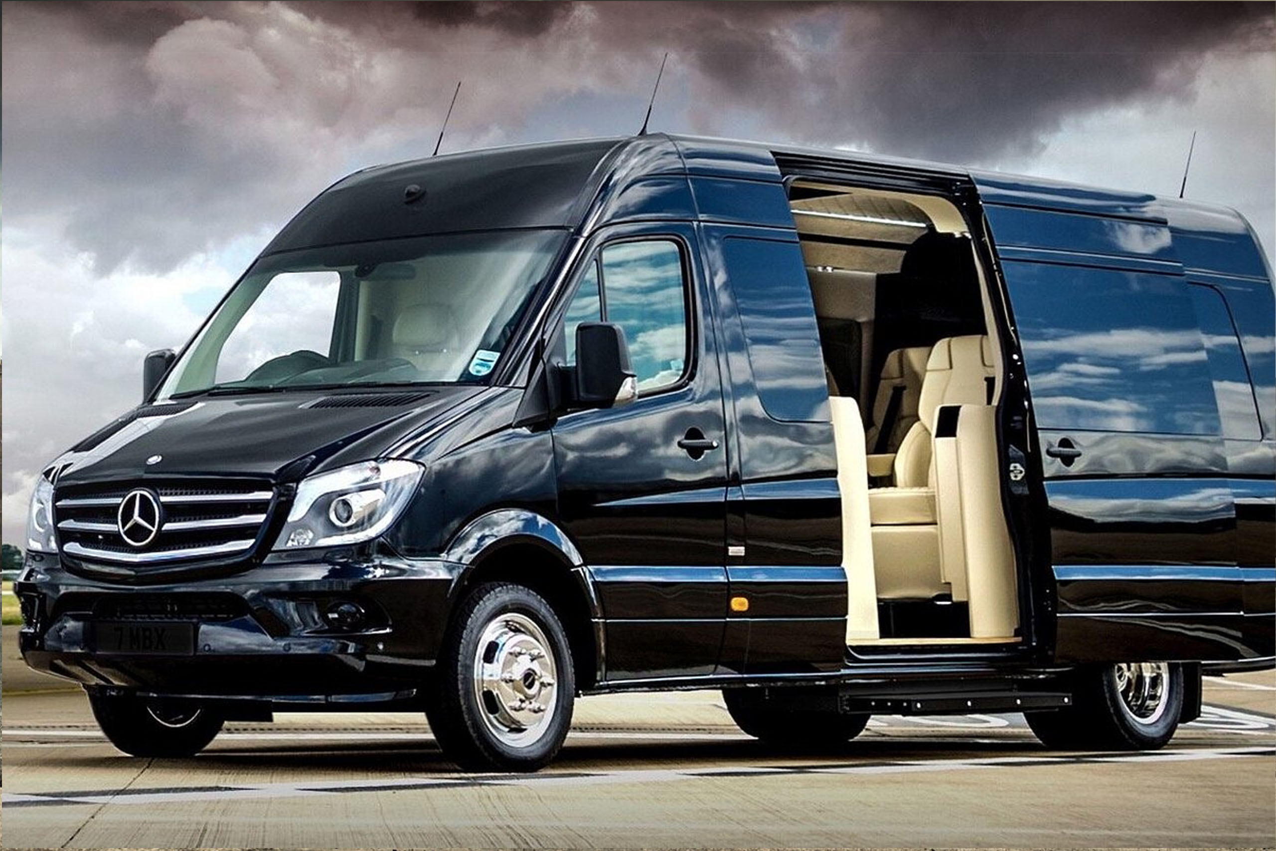 Krownkey Limo Service North Caroline -Mercedes Sprinter